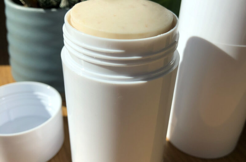 The BEST Homemade Deodorant (no rash!)