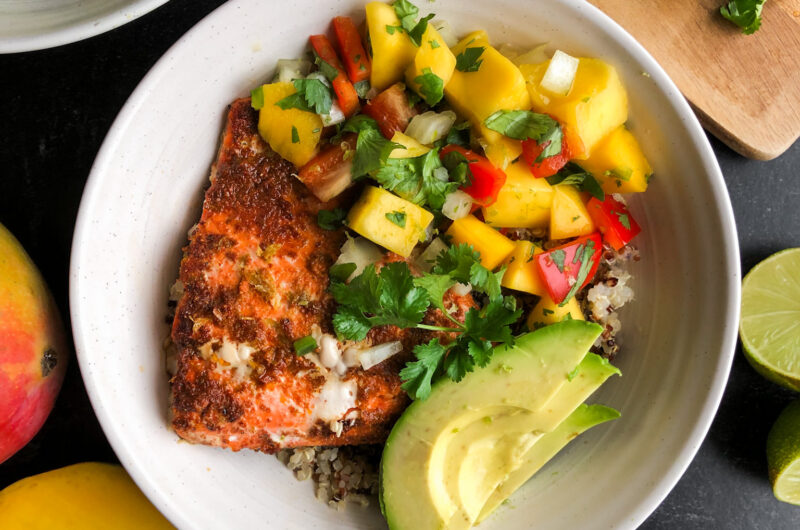 Chili lime salmon bowls with mango salsa
