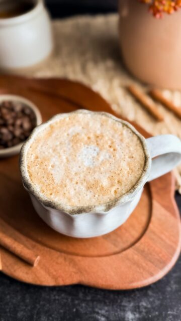 Just real, simple ingredients. This is the perfect latte to cozy up during fall and winter!🍁🍂You can also find this Maple Cinnamon Latte on my website!For a HOT latte:
2 shots espresso @purity_coffee for mold-free
1 - 1 1/2 Tbsp pure maple syrup
1/8 tsp ground Ceylon cinnamon
Couple pinches of salt
1/2 tsp pure vanilla extract
5-8 oz of grass-fed milk, to preference1. Put the ground cinnamon, salt, vanilla extract, and maple syrup into a mug. Pour a double shot of espresso into the mug and blend it all together with a milk frother.
2. Steam the milk and pour into the mug. Enjoy!For an ICED latte:
2 shots espresso
1 - 1 1/2 Tbsp pure maple syrup
1/4 tsp ground Ceylon cinnamon
A few pinches of salt
1/2 tsp pure vanilla extract
6-8 oz of grass-fed milk, to preference1. Put the ground cinnamon, salt, vanilla extract, and maple syrup into a 16-oz cup. Pour a double shot of espresso into the cup and blend it all together with a milk frother.
2. Pour cold milk into it and fill the cup with ice. Enjoy!#maple #maplesyrup #cinnamon #latte #maplecinnamonlatte #healthylatte #eeeeats #buzzfeed #fallseason #autumn #falllattes #naturallysweetened #glutenfree #nutfree #healthyrecipe #healthyrecipes #healthychoices #healthycoffee #coffeerecipes #coffeereels #thefeedfeed #healthyfood #coffeevibes