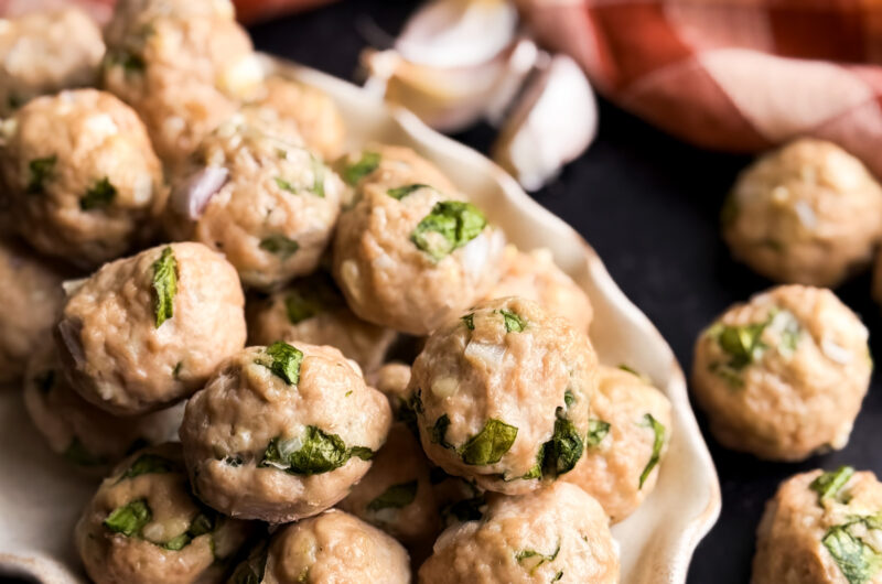 Simple Spinach and Feta Turkey Meatballs