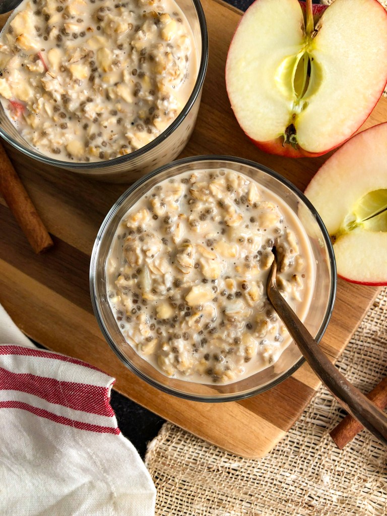 Cinnamon Apple Overnight Oats
