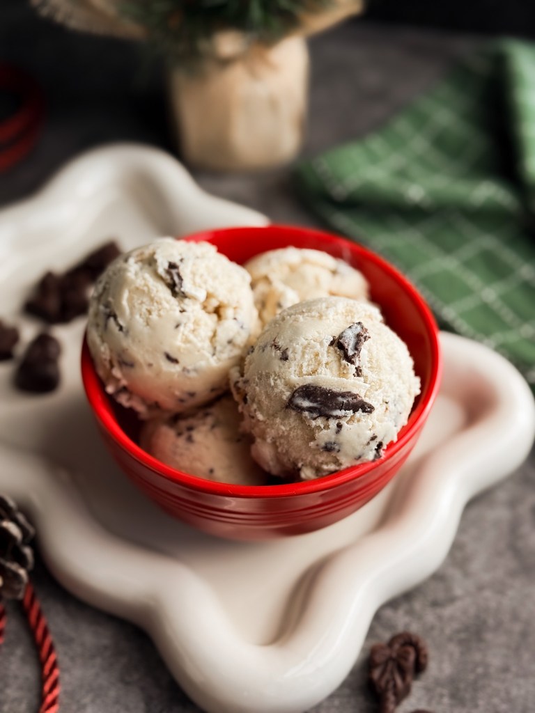 A healthy recipe for Peppermint Ice Cream that is naturally sweetened and has no dyes. It's sweetened with maple syrup, has real peppermint extract, and delicious chocolate chips. It's the best homemade peppermint ice cream! Recipe is created by home-cooked living.