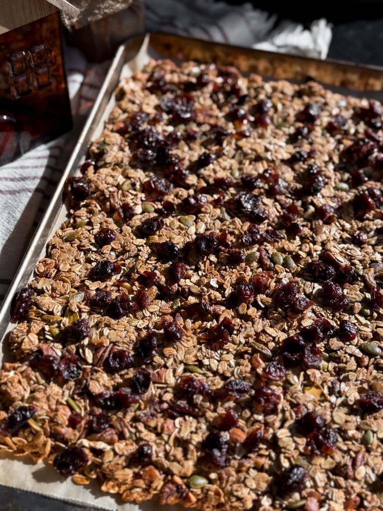 Gift-worthy Christmas Granola.
