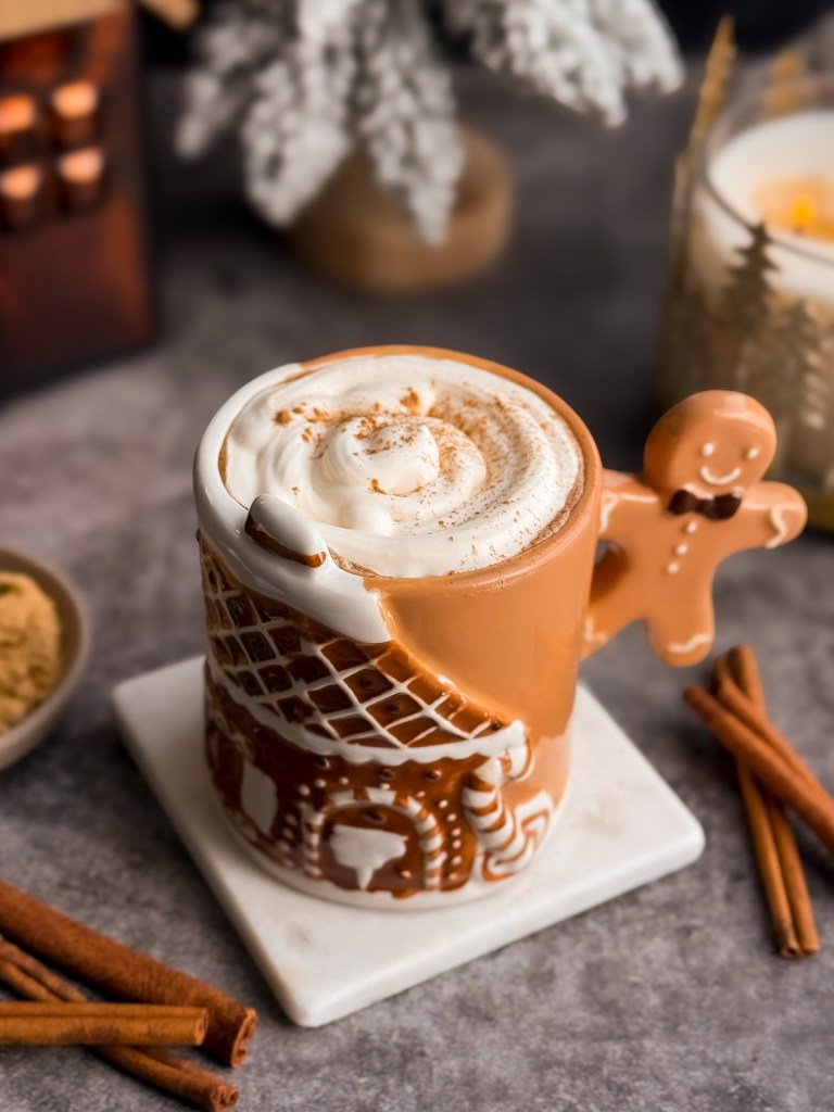 No artificial sweeteners Healthy Gingerbread Latte - The BEST Gingerbread Latte