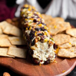 Christmas Cheese Log - a perfect easy and quick appetizer for Christmas and new years eve!