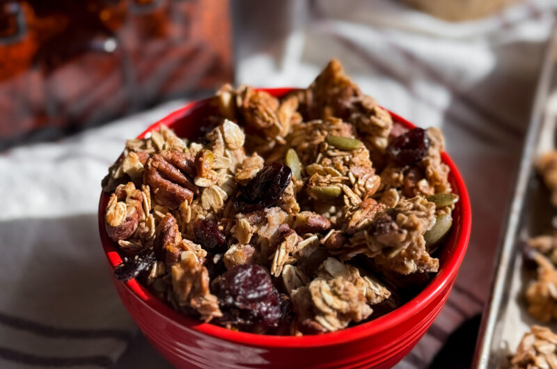 A healthy and easy Christmas Granola recipe that is perfect to give as a Christmas gift this season! Recipe created by home-cooked living.