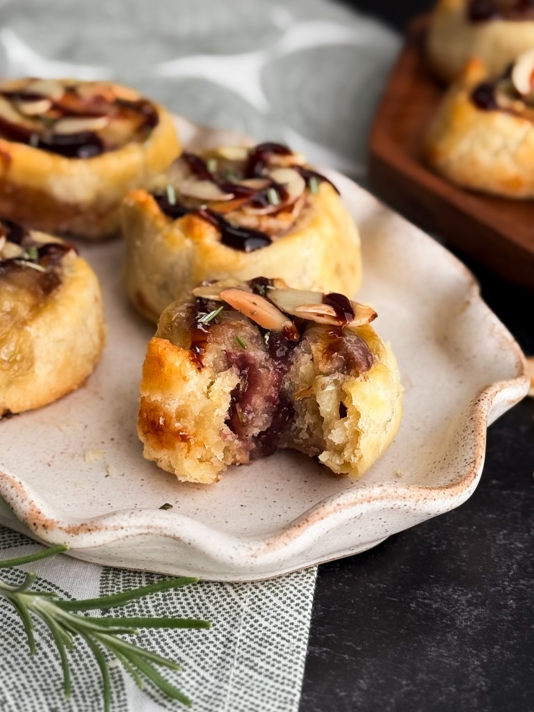 puff pastry pinwheels with brie and jam - Fortunata Pastries 