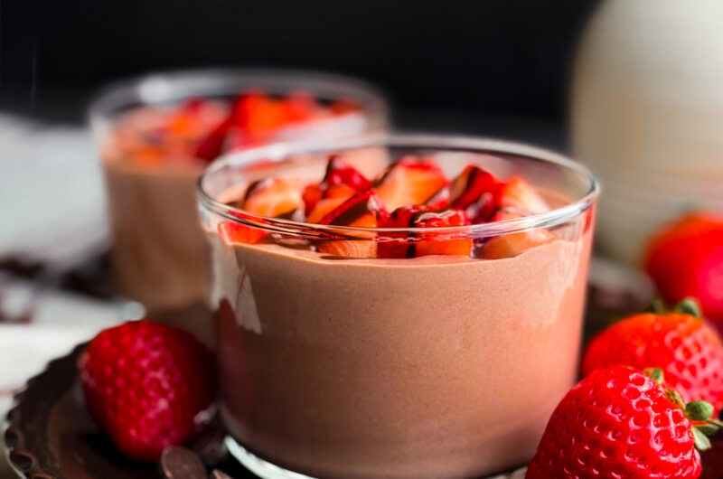 Cover photo for a healthy, high-protein, super easy, incredibly creamy chocolate pudding made with cottage cheese - you will love this Healthy Chocolate Protein Pudding!