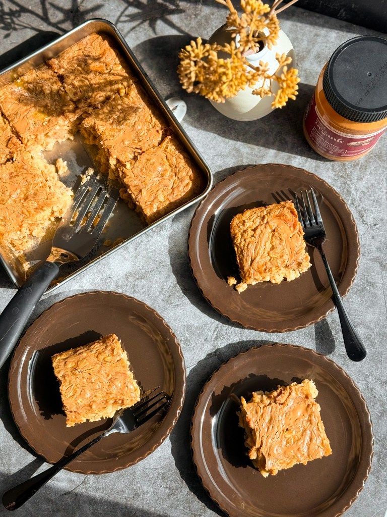 Peanut Butter Banana Baked Oatmeal by Home-Cooked Living - an easy meal-prep breakfast recipe